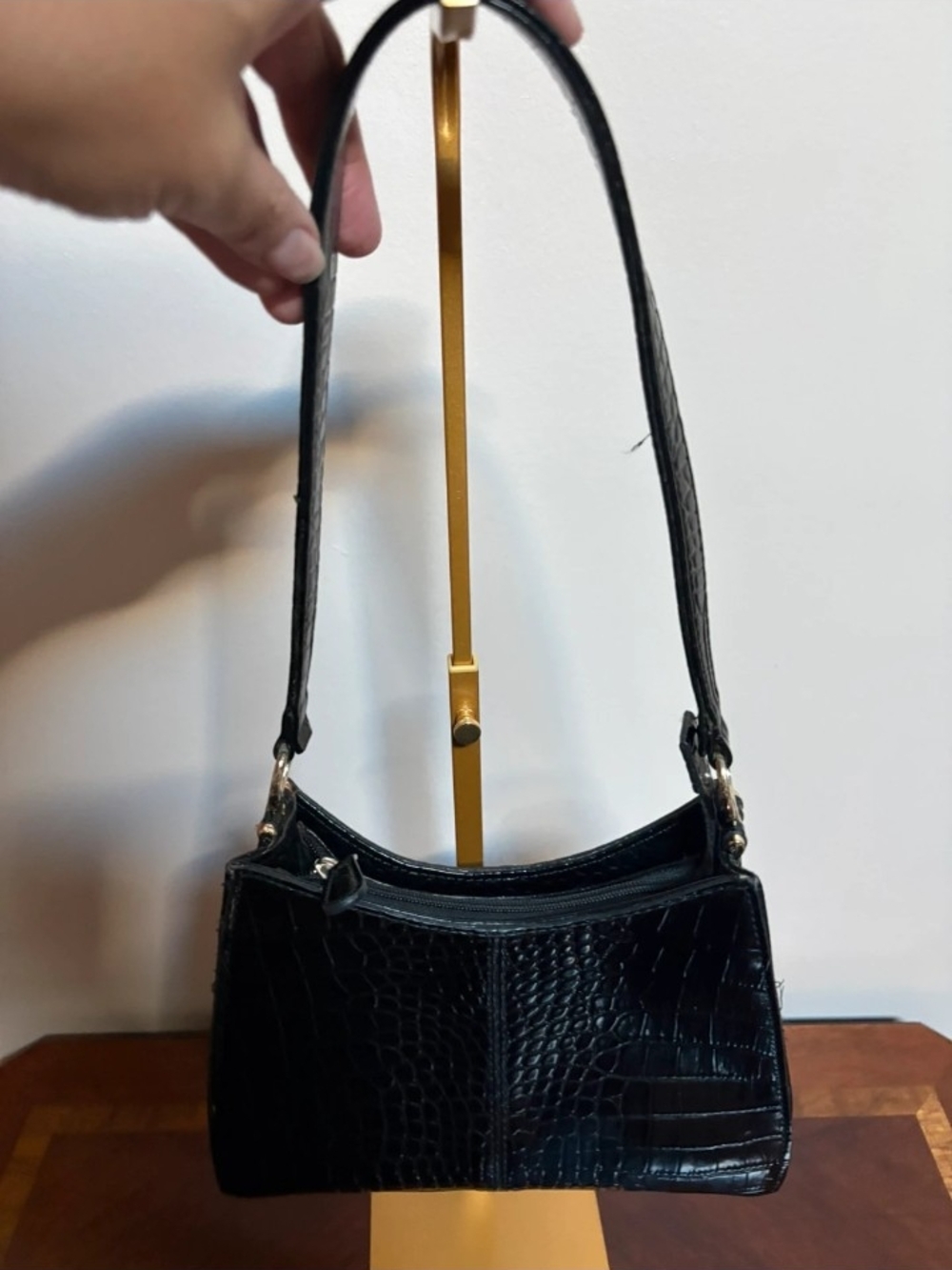 Liz Claiborne Black Croc-Embossed Shoulder Bag